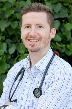 Dr. Dominik Chrzan, MD