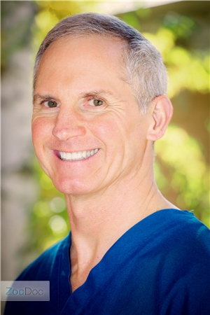 Dr. Douglas Lins, DDS