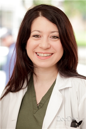 Dr. Eka Davitachvili, DPM