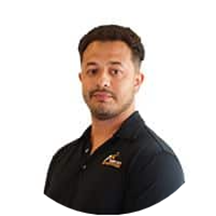 Dr. Esteban Briones, DC