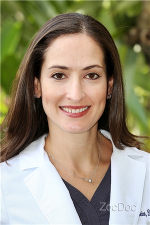 Dr. Fabiane Ribeiro, DMD