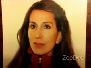 Dr. Farah Khan, MD