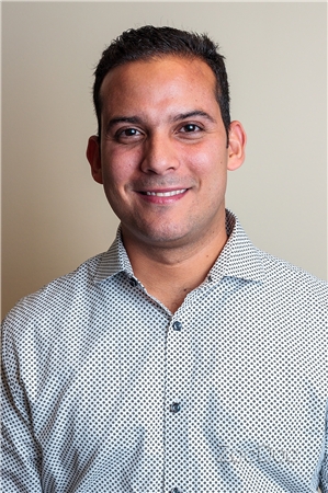 Dr. Francisco J Velazquez, MD