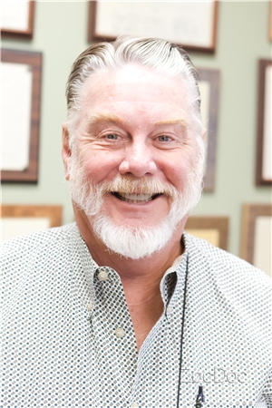 Dr. G. Paul Laursen, DDS, MD, FACS