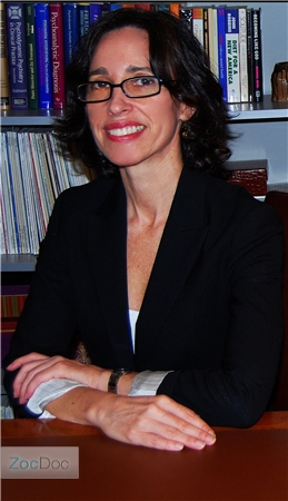 Dr. Gabriela Centurion, MD