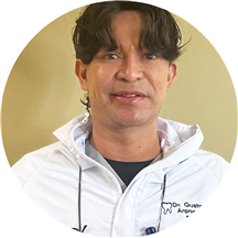 Dr. Gustavo Aranguren, DDS