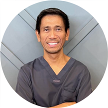 Dr. Ike-Arthur Tomas, DDS