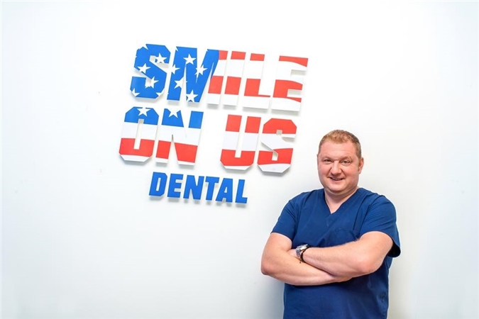 Dr. Ilya Freyberg, DDS