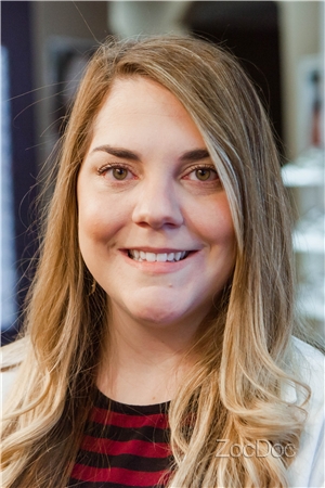 Dr. Jaclyn Hutchins, OD