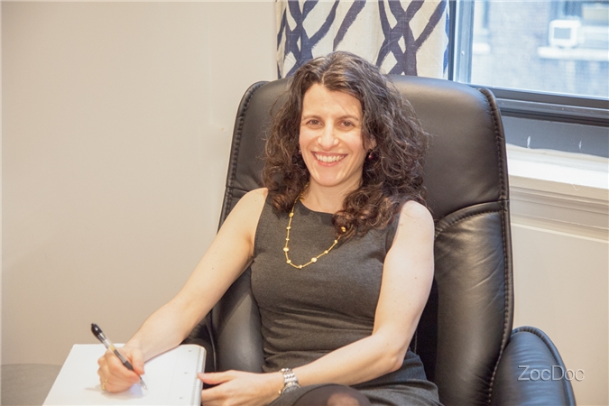 Dr. Jennifer Halper, MD