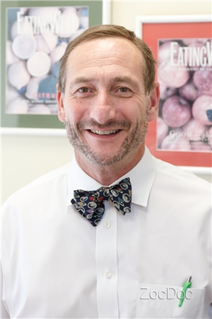 Dr. Jonathan Lee, MD