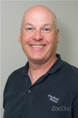 Dr. Kai Rehder, DDS