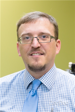 Dr. Kenneth Roach, MD