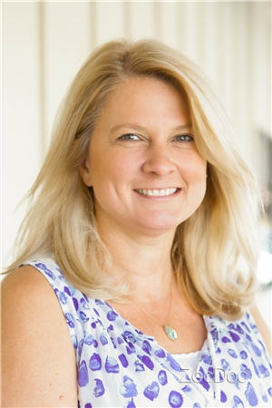 Dr. Kristy (Charissa) Farris, MD