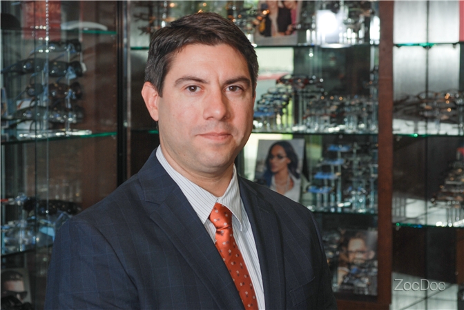Dr. Larry Perez, OD
