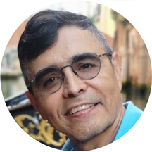 Dr. Leon A Vasquez, DDS