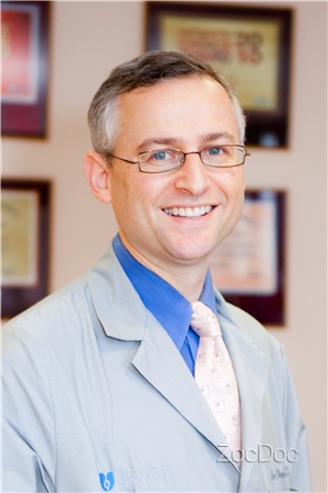 Dr. Lev Elterman, MD