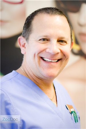 Dr. Martin Wiesenthal, OD