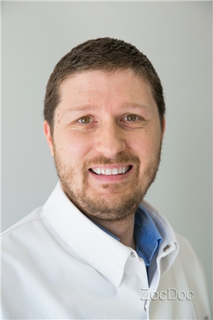 Dr. Matthew Flak, DDS