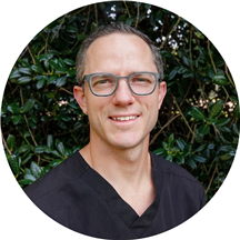 Dr. Maximiliano Cavallini Martin, MD