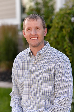 Dr. Michael (Brandon) Green, DDS