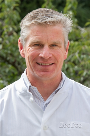 Dr. Michael (Mike) Gile, DDS