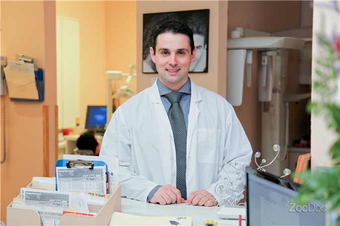 Dr. Michael (Misak) Shnorhavorian, DDS