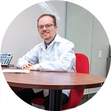 Dr. Oleg Vinson, DDS