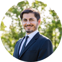 Dr. Parham Akhavan, DDS