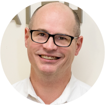 Dr. Ralph Vetters, MD