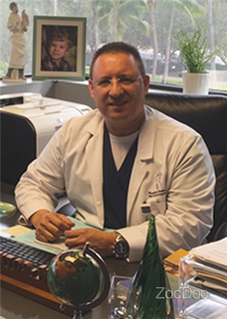 Dr. Remberto Santos, MD