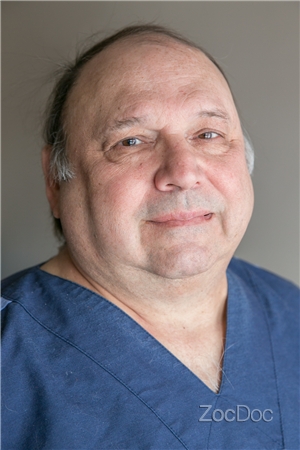 Dr. Robert Daszkiewicz, DDS