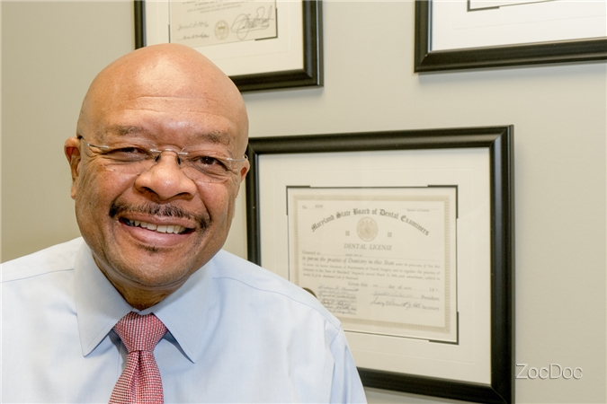 Dr. Robert Ray, DMD
