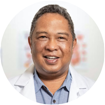 Dr. Robert Saqueton, MD