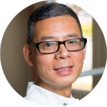 Dr. Robert Tom, DDS