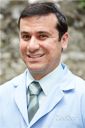 Dr. Roman Akilov, DDS