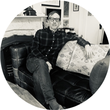 Dr. Sarton Weinraub, PhD