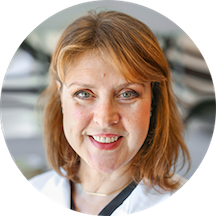 Dr. Silvia Valtcheva, DDS