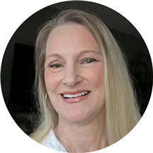 Dr. Therese Cresanti-Daknis, PhD