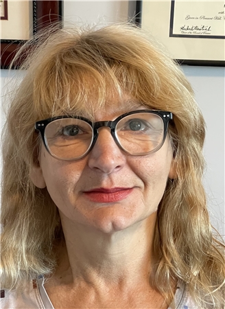 Elena De Salvo, LMFT