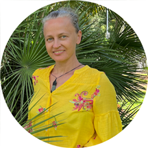 Elzbieta Anderson, LAc