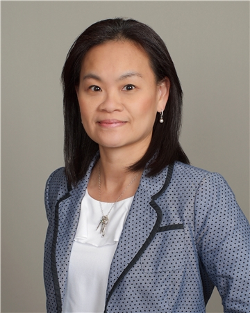 Hsiuhui Chien, FNP, RN
