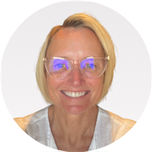 Julia Leonard, LPC