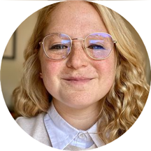 Julia Savoni, LCSW