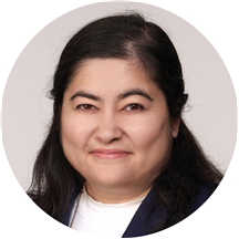 Julia Tomoyasu Silveira, LCSW