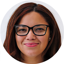 Kenia Egozcue, LPC