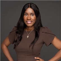 Lola Oloyede, PMHNP