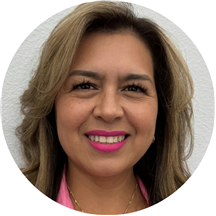 Maryori Ampuero, MSW