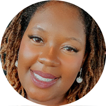 NaTaysia Holloway, LPC