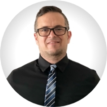 Roberto Carmona, PMHNP